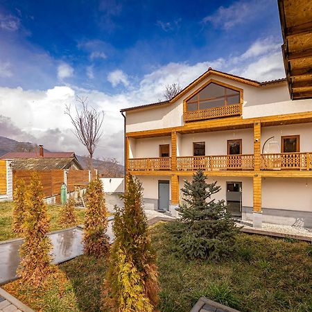 Taniqinn Dilijan Hotel מראה חיצוני תמונה