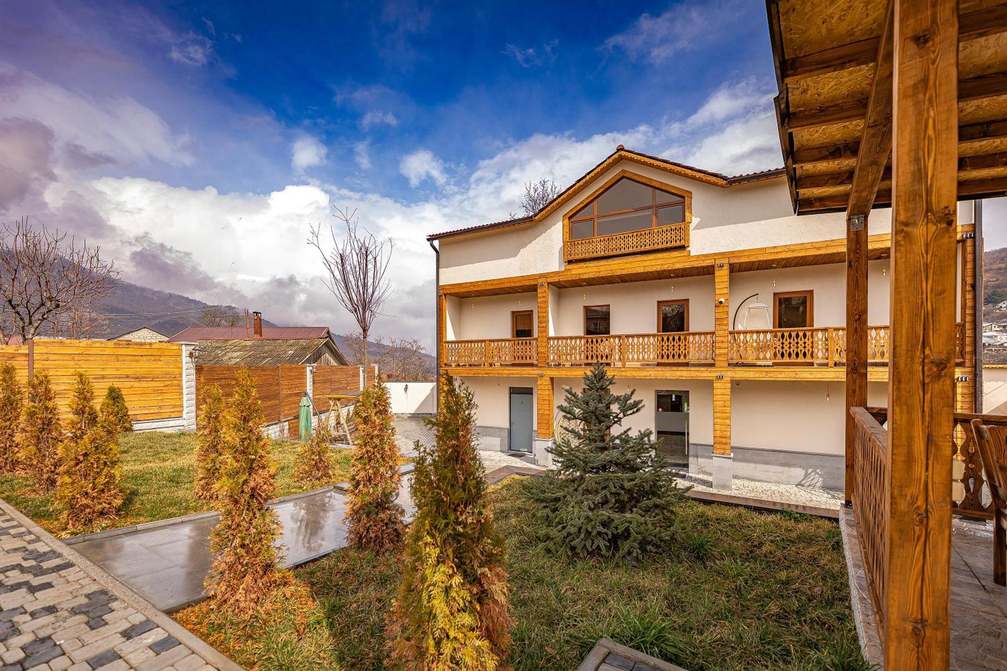 Taniqinn Dilijan Hotel מראה חיצוני תמונה