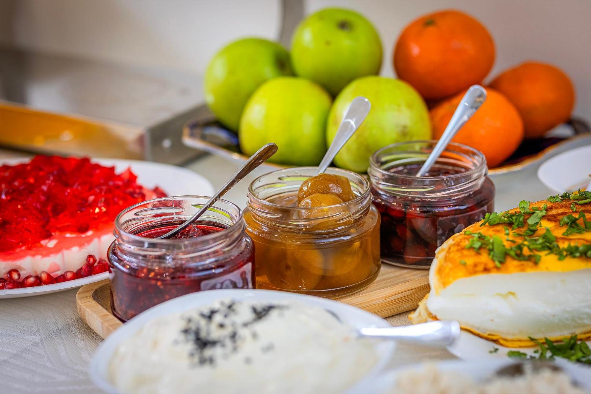 Taniqinn Dilijan Hotel מראה חיצוני תמונה