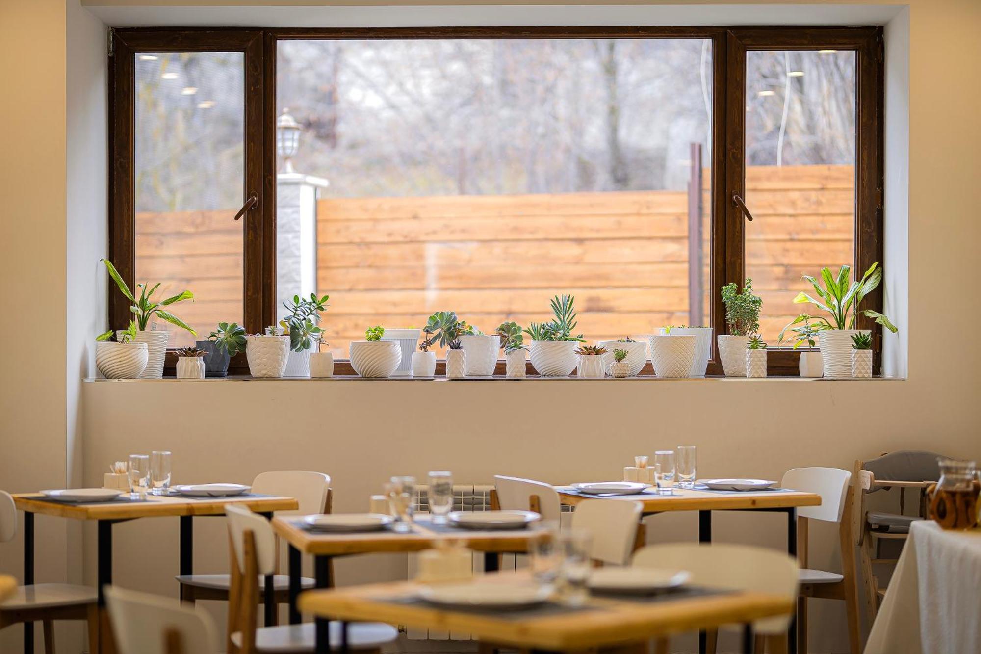 Taniqinn Dilijan Hotel מראה חיצוני תמונה