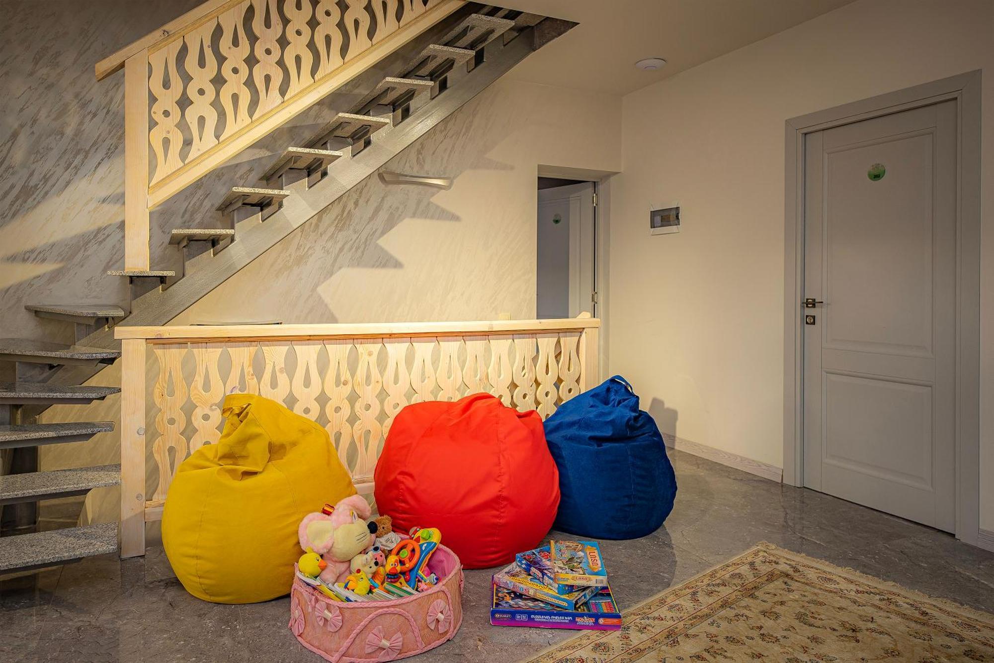 Taniqinn Dilijan Hotel מראה חיצוני תמונה