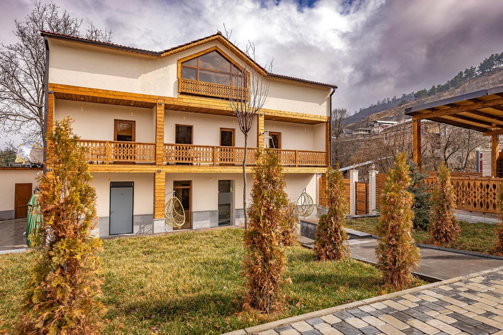Taniqinn Dilijan Hotel מראה חיצוני תמונה