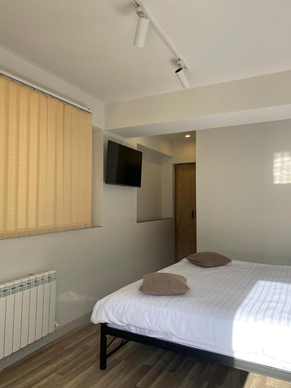 Taniqinn Dilijan Hotel מראה חיצוני תמונה